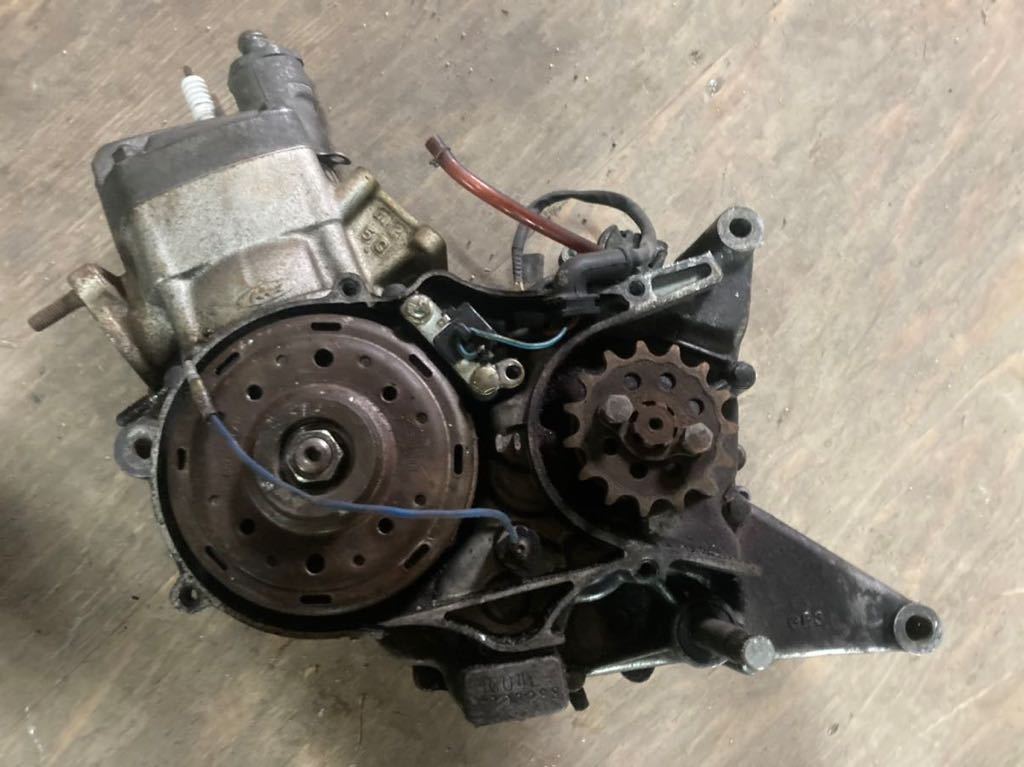 NSR80 エンジン　HC04E NSR80 エンジン HC04E Yahoo!オークション - ホンダ NSR80 HC04E