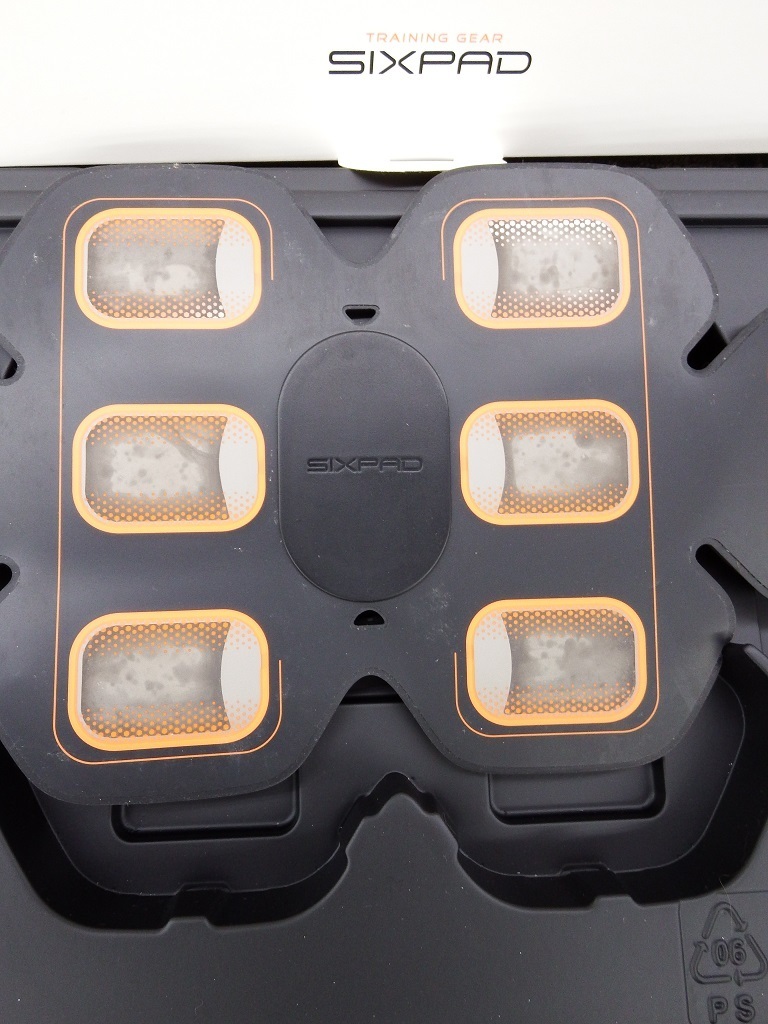 ○中古品 SIXPAD シックスパッド アブズベルトS/M/Lサイズ(ウエスト58