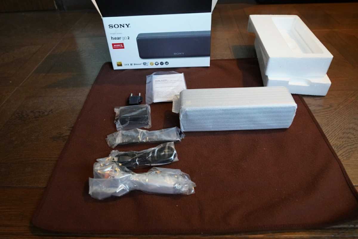 ソニー ワイヤレスポータブルスピーカー SRS-HG10 未使用。海外仕様