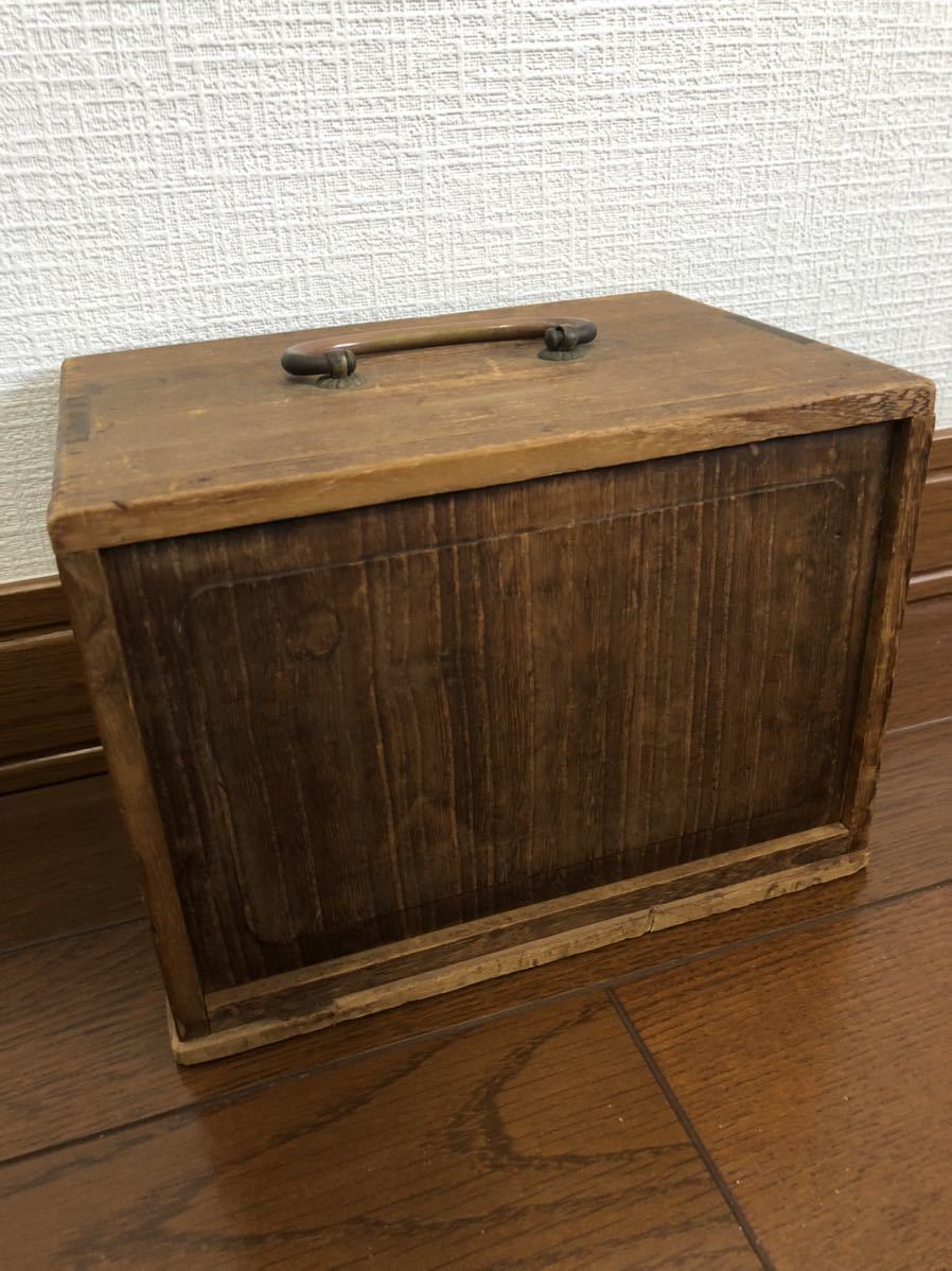 高級仕様 背竹 麻雀牌 象牙調 桐?製 箱入り 麻雀牌 背竹 - 骨董