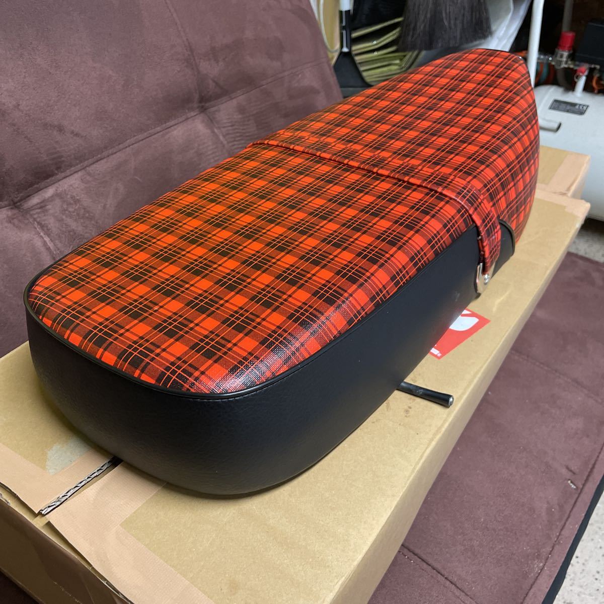 ホンダモトコンポチェック柄シート中古品 芳しく 売買された 