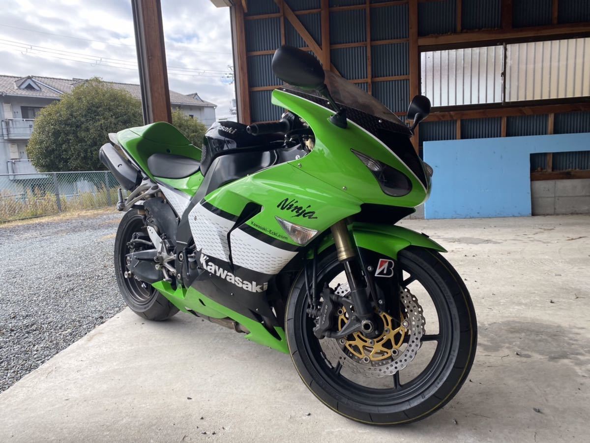 送料無料，人気】 Kawasaki ZX-10R D型 2006年式