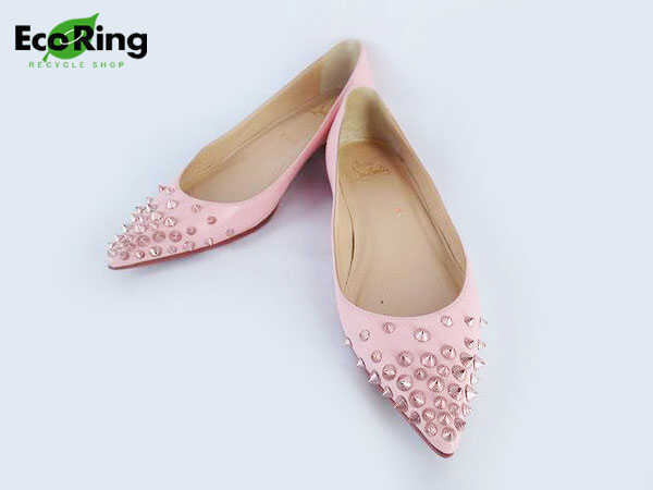 ♡人気モデル♡クリスチャンルブタン フラットシューズ スタッズ 型