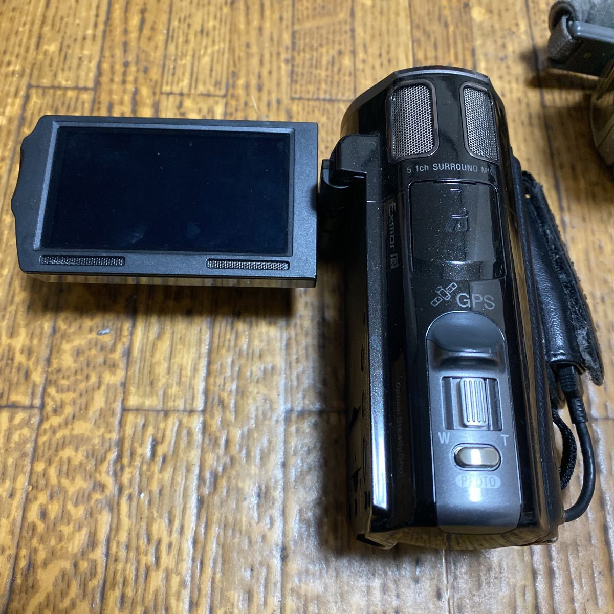 Sony HDR-CX560V ビデオカメラ 本体➕バッテリー2個と付属品 HDR-CX560V 主