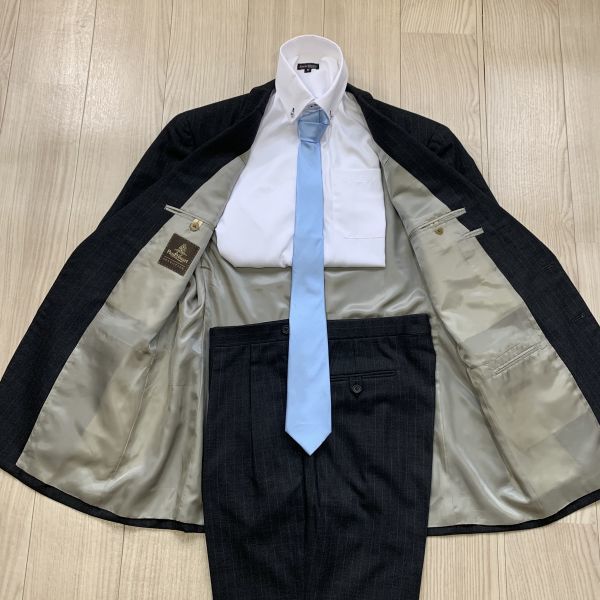 ポールスチュアート　『PAUL STUART』　BB8（XLサイズ程度）　ダークグレー　ストライプ　スーツ　2B　メンズ　セットアップ　大きめサイズ