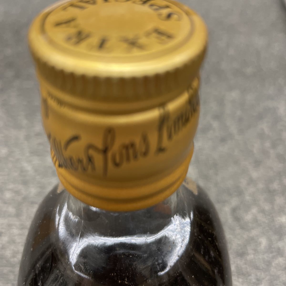 ★未開栓 ジョニーウォーカー ブラックラベル 金キャップ 760ml 古酒 ☆未開栓 ジョニーウォーカー ブラックラベル 金キャップ 760ml 古酒