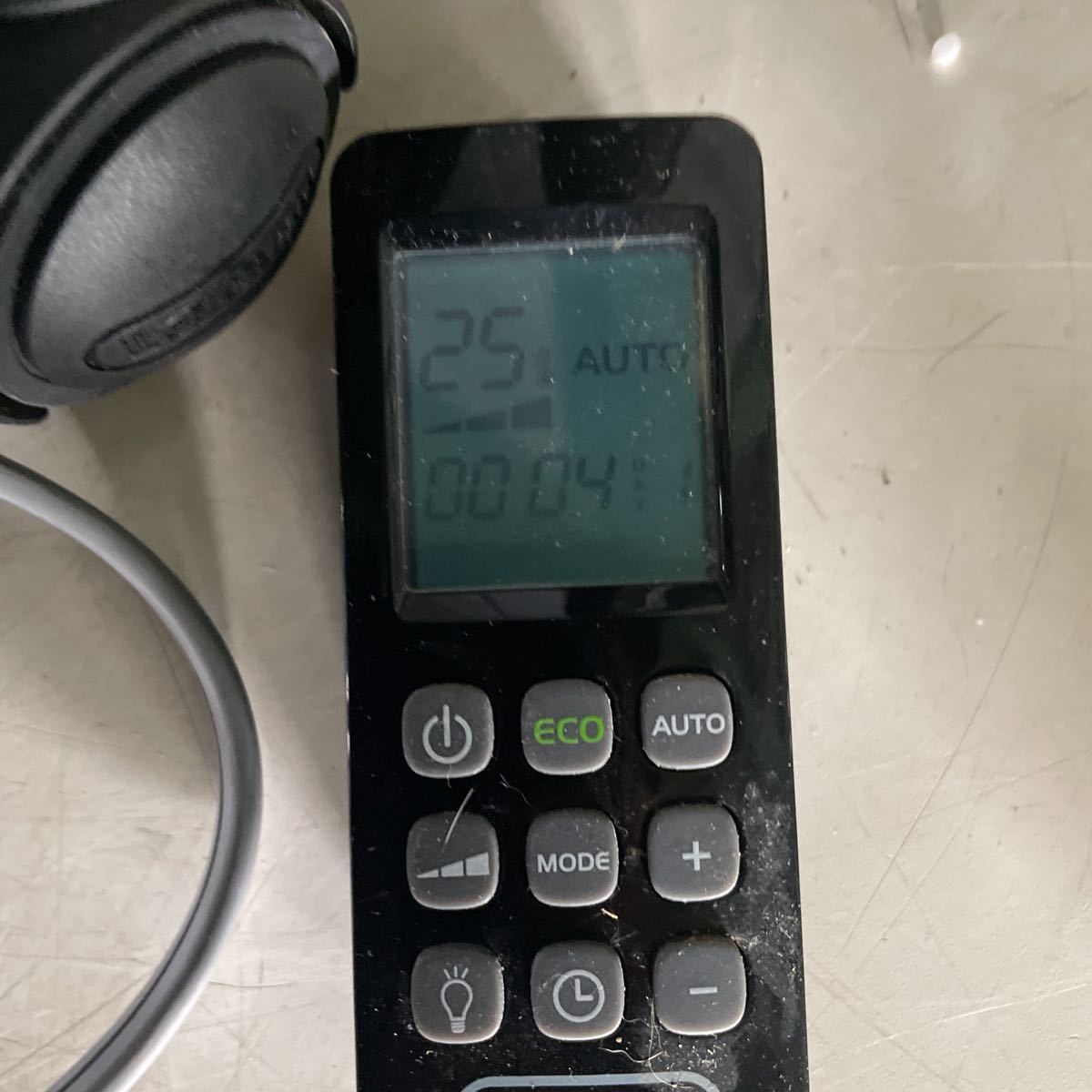 デロンギ最強200v2300w.H771423E.オイルヒーター動作確認済