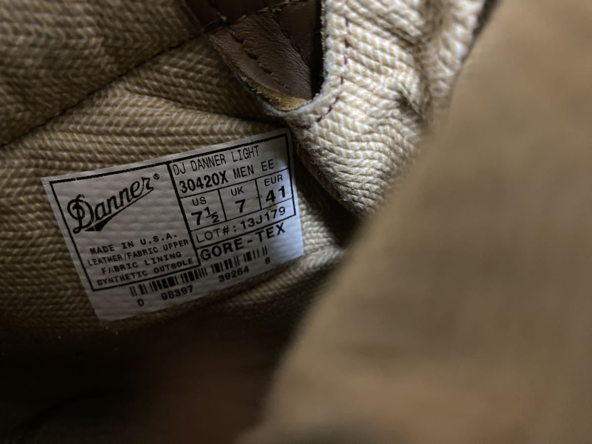 使用少ない 白タグ Danner ダナーライト ブーツ 30420Xゴアテックス 