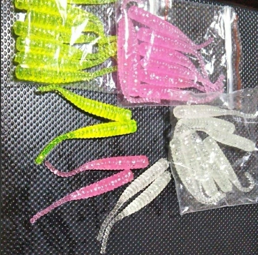 九州実績カラー アジング メバリング ワームセット 3色30本 ２インチ 4cm ジグヘッド0 4 1 2gが丁度いい ストレートワーム 売買されたオークション情報 Yahooの商品情報をアーカイブ公開 オークファン Aucfan Com