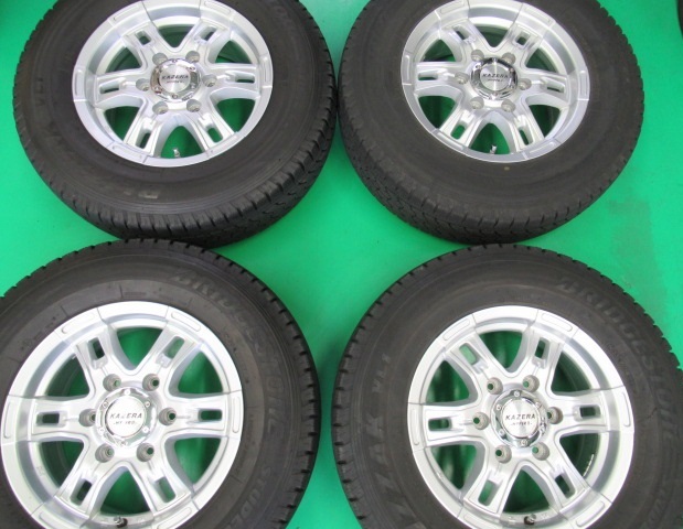 車 ◇溝有りブリザック195/80R15 LTスタッドレスセット200ハイエース