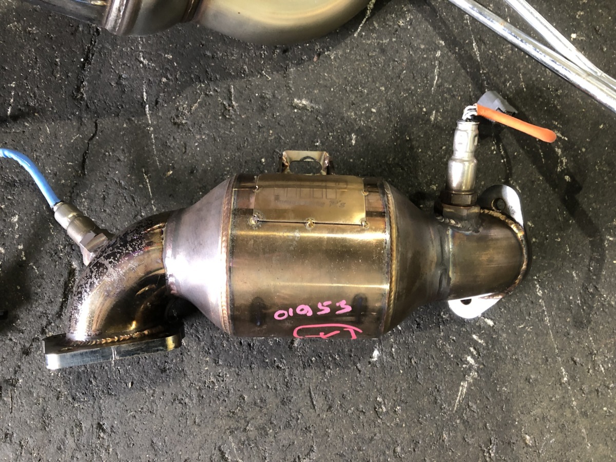 アルト DBA-HA36S R06AT HKS Rs 触媒 エキマニ マフラー 4ヶセット
