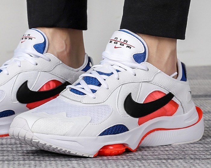 驚きの破格値，最新作残少 27.5cm 先着箱付き ナイキ ズーム ディビジョン 検 トリコロール ジム トレーニング ランニング スニーカー 白/ホワイト US9.5(27.5cm)｜売買されたオークション情報、yahooの商品情報をアー 27.5cm