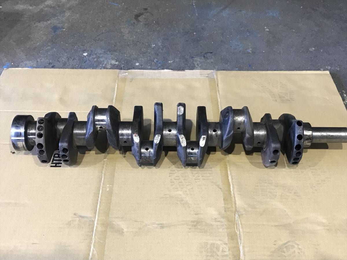 日産LD28クランクシャフト 3.1リッター L28 L型エンジン L型 