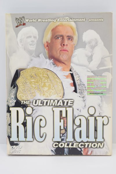 WWE リック・フレアー アルティメット・コレクション〈3枚組〉 動確 WWE リック・フレアー アルティメット コレクション DVD 3枚組