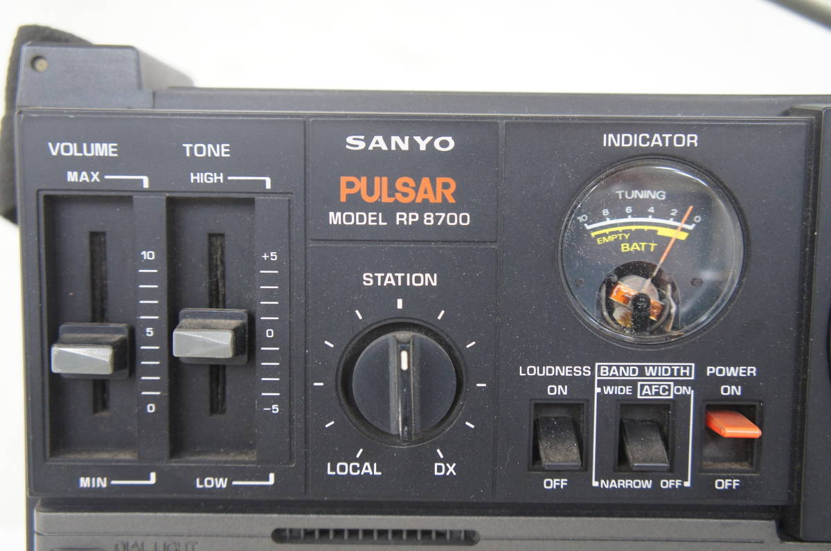 SANYO サンヨー RP8700 PULSAR BCLラジオ 本体のみ 通電確認済 昭和
