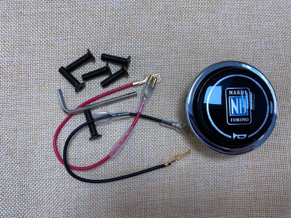 NARDI レザーステアリングホイール 360mm クラシック ⁄ レザー