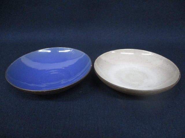  J8768 Ditlev Denmark ビンテージ 平鉢 2枚 深皿 プレート 西洋陶磁 陶器 陶芸 洋食器 北欧 デンマーク製(プレート、皿)｜売買されたオークション情報、yahooの商品情報をアーカイブ公開 - オークフ プレート、皿
