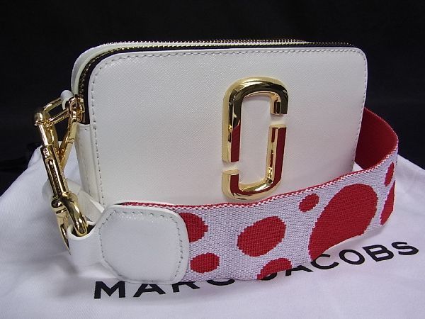 1円 □新品同様□ MARC JACOBS マークジェイコブス スナップショット