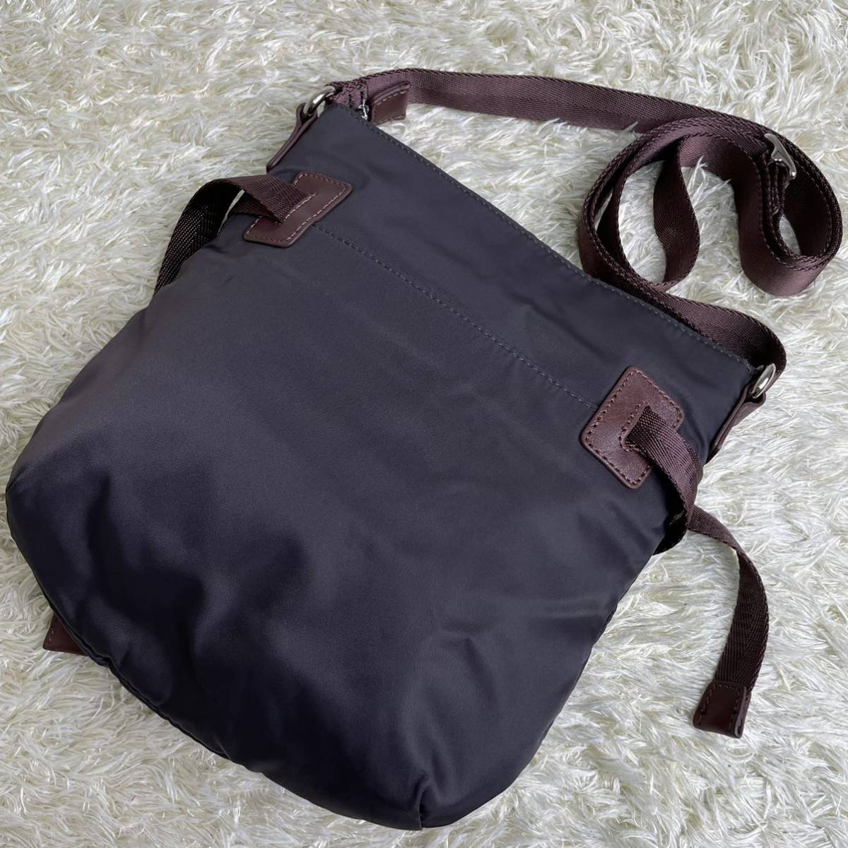 100円〜【美品】ハンティングワールド HUNTING WORLD ショルダーバッグ 