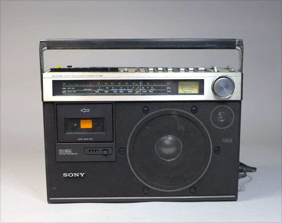 ○アンティーク！SONY ソニー 3バンドラジオカセットコーダー CF-1990
