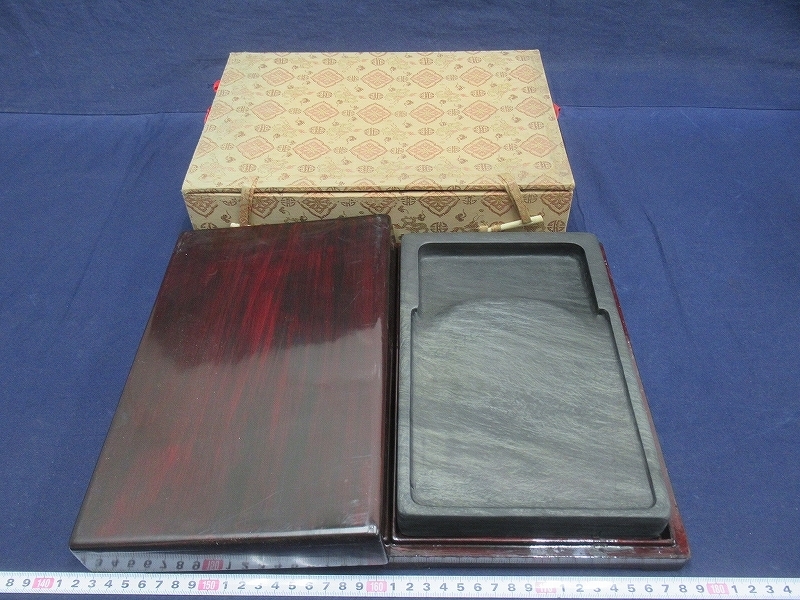 赤字超特価，新作登場 D0905 歙州硯 長方硯 唐硯 唐木箱 角硯 石製硯 書道具 2.388kg(その他)｜売買されたオークション情報、yahooの商品情報をアーカイブ公開 - オークファン その他