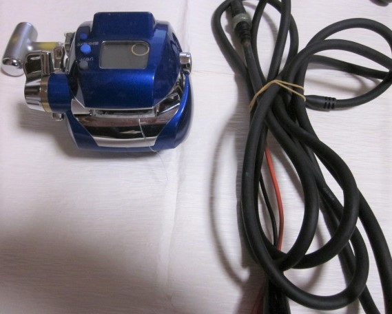 驚きの破格値，本物保証 ダイワ 電動リール 400BD 801355 3号ー300ｍ 品(ダイワ)｜売買されたオークション情報、yahooの商品情報をアーカイブ公開 - オークファン 電動