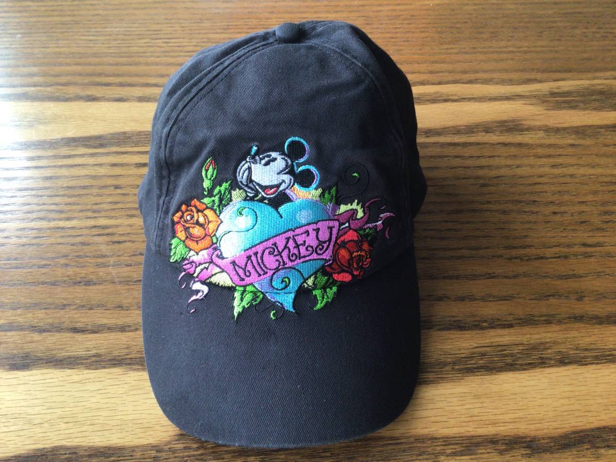 東京ディズニーリゾート ミッキーマウス キャップ 帽子 刺繍 ハート 薔薇 ブラック 黒 ロック風 58cm ディズニー 売買されたオークション情報 Yahooの商品情報をアーカイブ公開 オークファン Aucfan Com