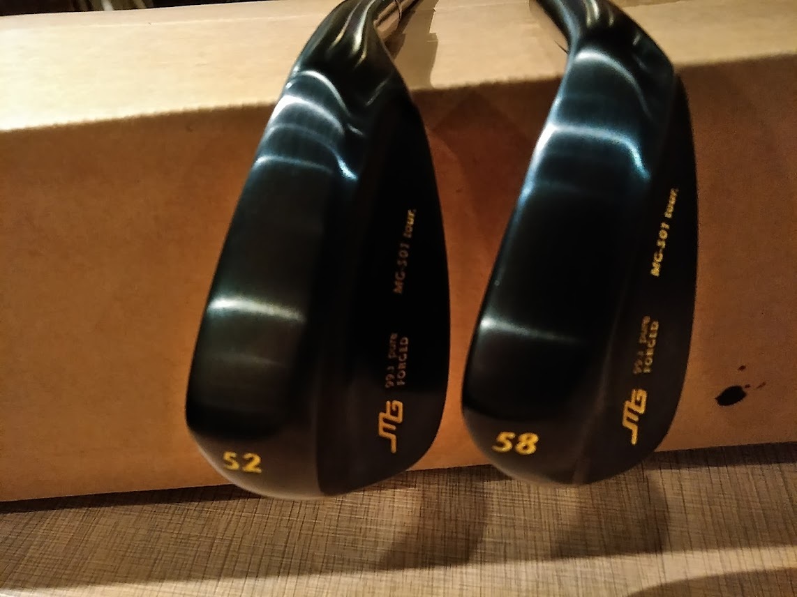 三浦技研 特注純鉄ウェッジ MG-S01 tour 52度と58度 + BLACK
