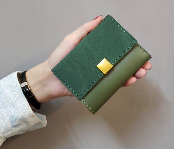 薄型ミニ財布レディース グリーン緑 サザビー新春セールバーバリー福袋コーチグッチ 二つ折り財布 小銭入れあり 売買されたオークション情報 Yahooの商品情報をアーカイブ公開 オークファン Aucfan Com