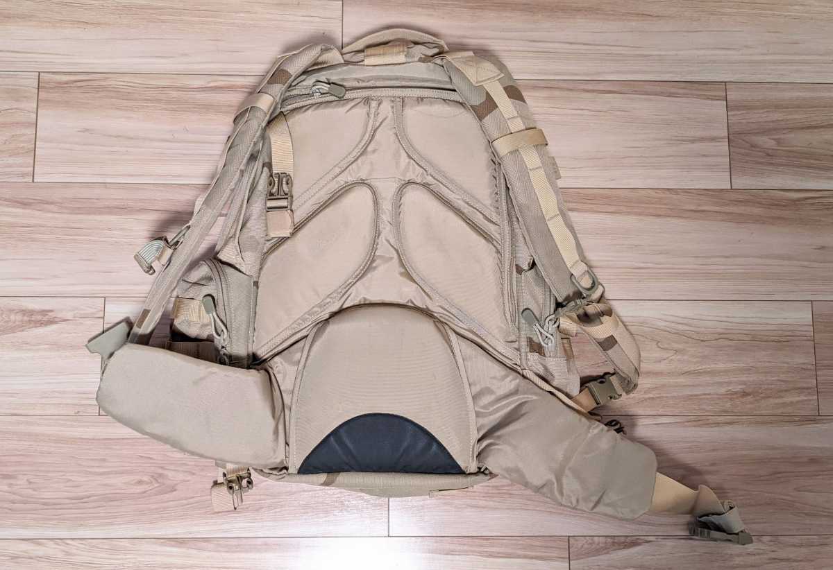 CAMELBAK H2O バックパック 3C色 米軍放出品 中古 ジャンク(個人装備