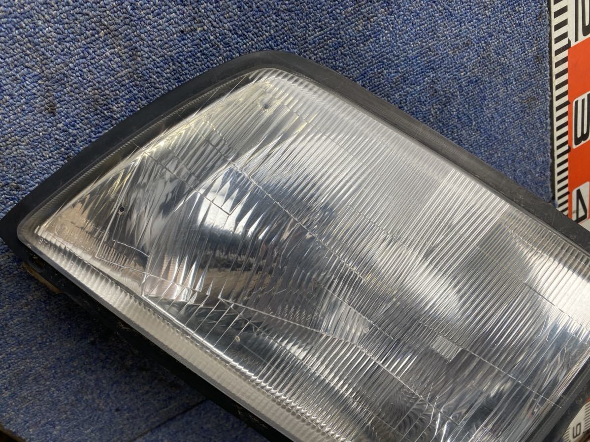 SKF2M SK22 SK82 SK22V SK82V SK82MN SK82 SKF2V バネット ボンゴ　デリカ　ヘッドライト　左　②