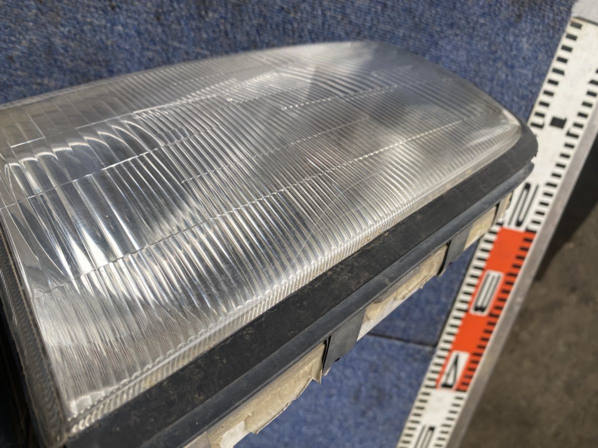 SKF2M SK22 SK82 SK22V SK82V SK82MN SK82 SKF2V バネット ボンゴ　デリカ　ヘッドライト　左　②