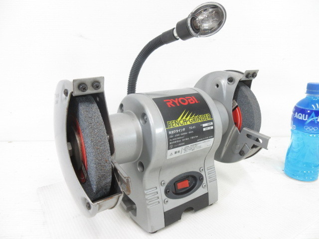 【送料無料，大人気】 Y721 RYOBI リョービ 卓上 両頭グラインダー 150mm GT-61 / 京セラ ベンチグラインダー / 研磨機 /(グラインダー一般)｜売買されたオークション情報、yahooの商品情報をアーカイブ公開 - オークファ グラインダー一般