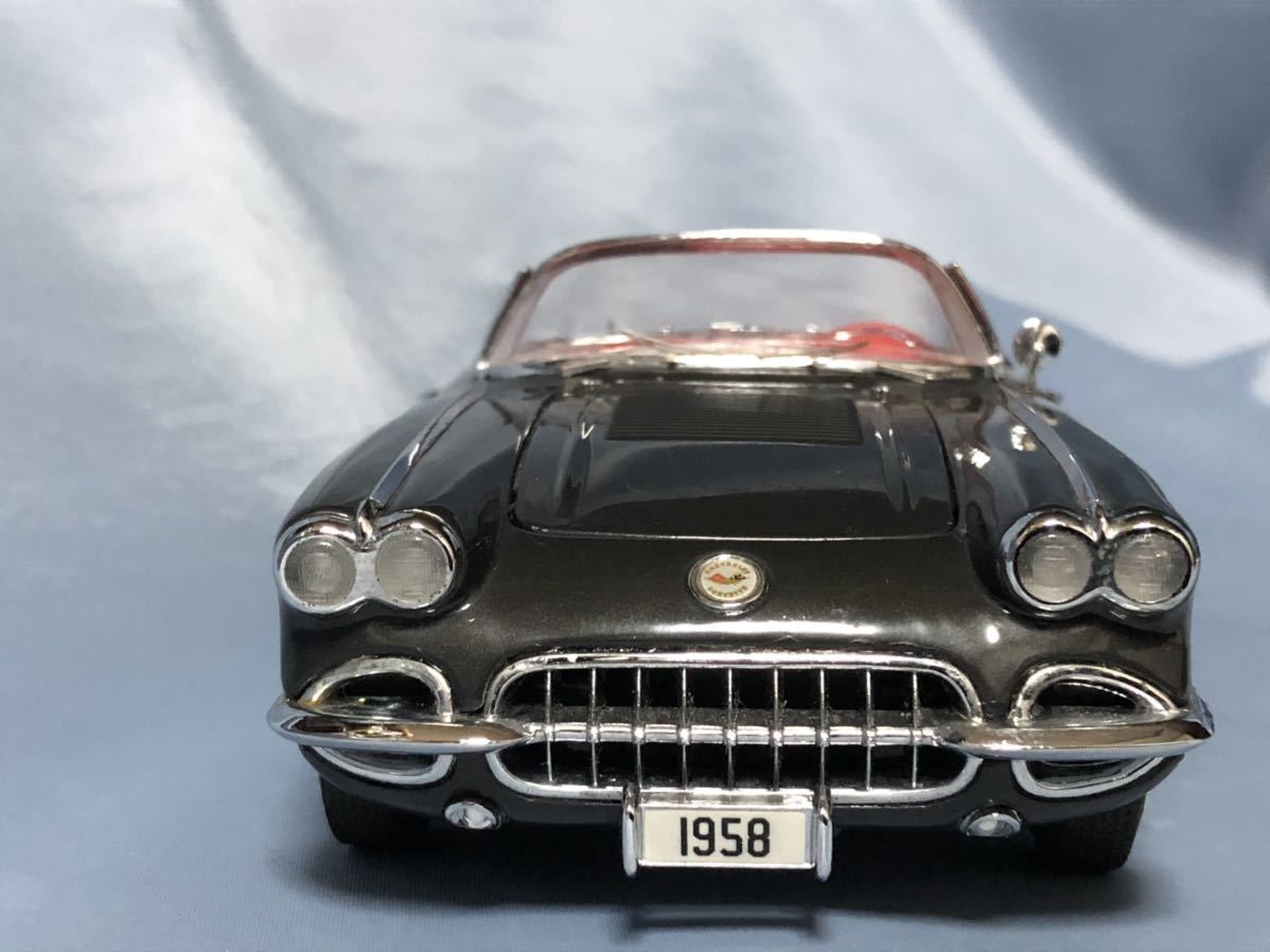 ダンバリーミント製 コルベット C1 (1958年) ガンメタ 1/24 コルベット