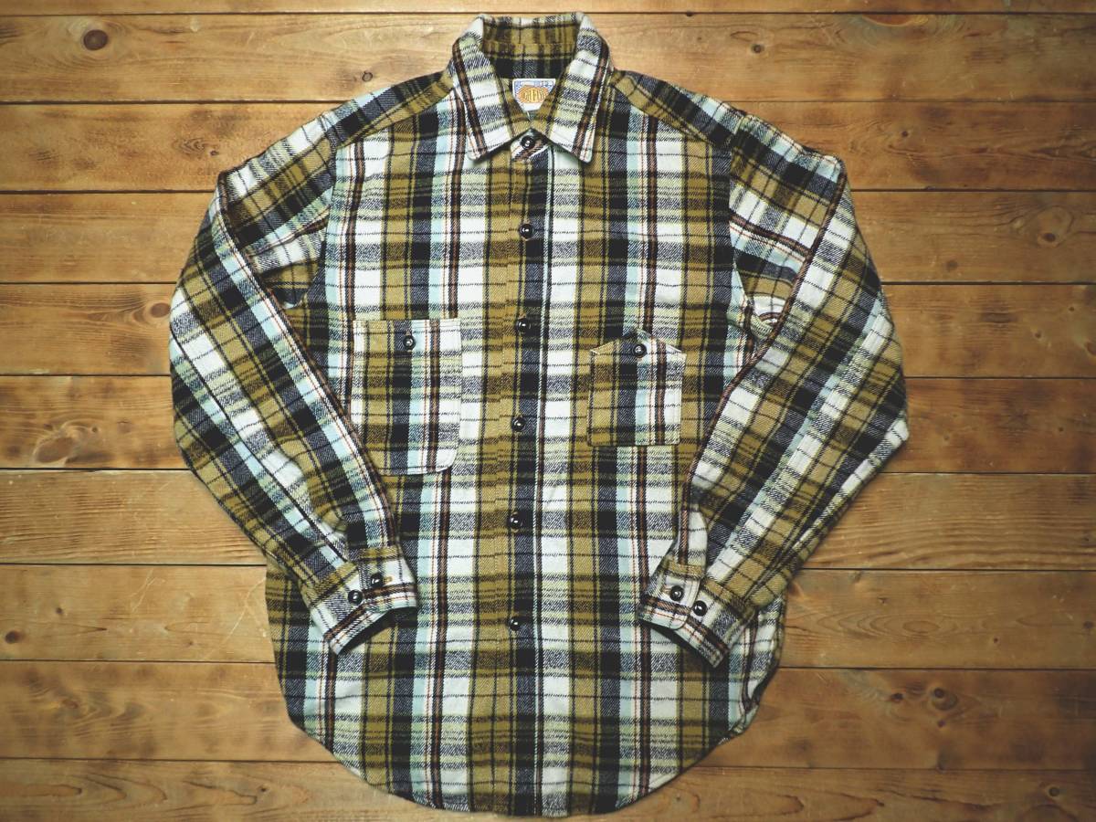 【ブートレガーズリユニオン　長袖山ポケフランネルチェックワークシャツ アイボリー×紺×茶 size 15=M】