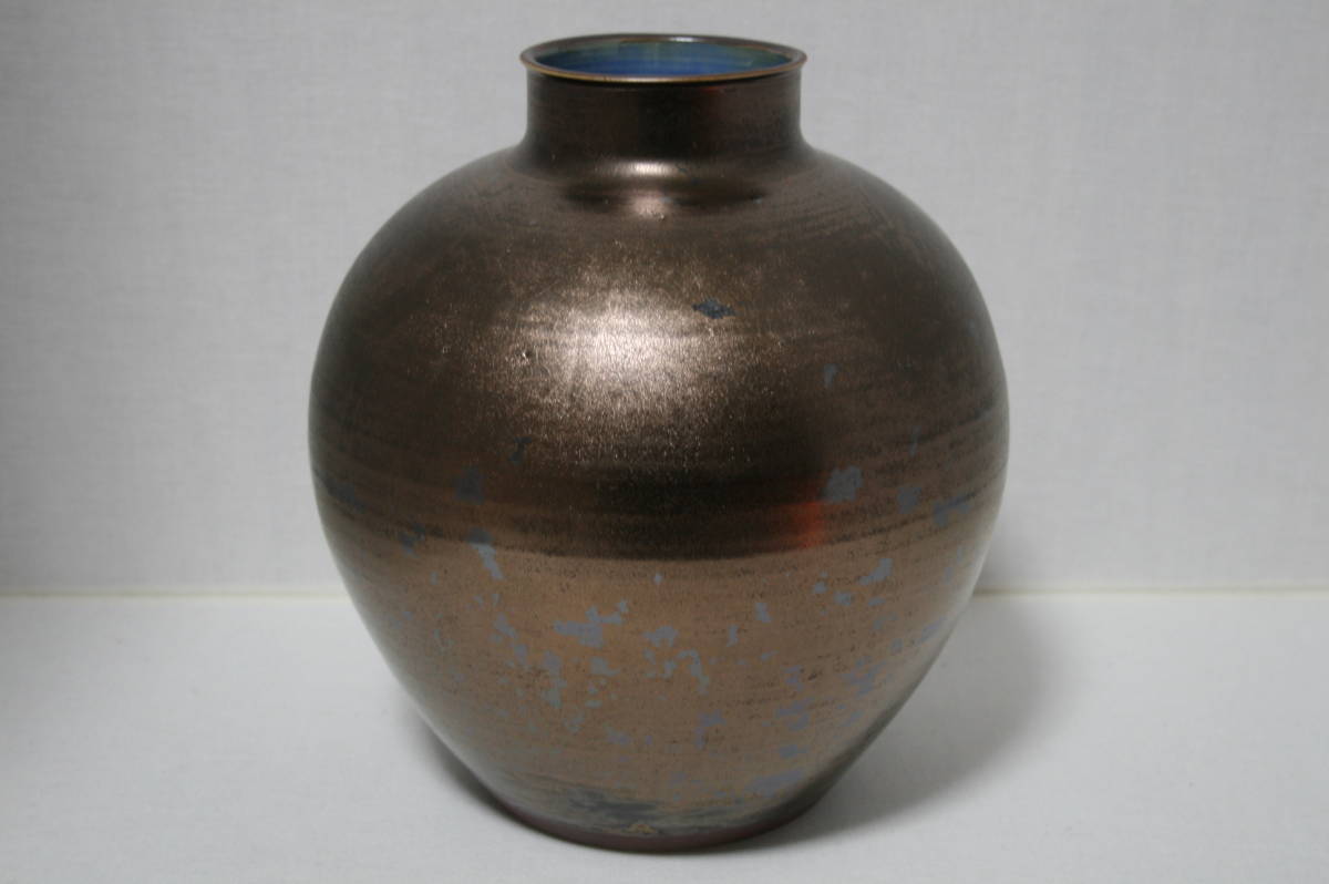 ☆日展作家／前田泰昭／泰明窯／黄金釉／花瓶(伊万里、有田)｜売買され