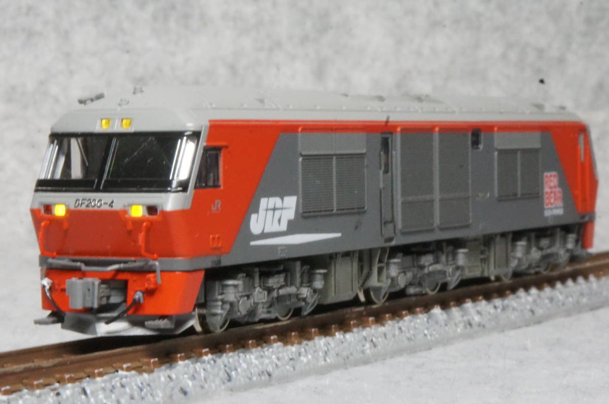 中古】7007-1 DF200 RED BEAR ディーゼル機関車 ♪常点灯対応♪ KATO DF200