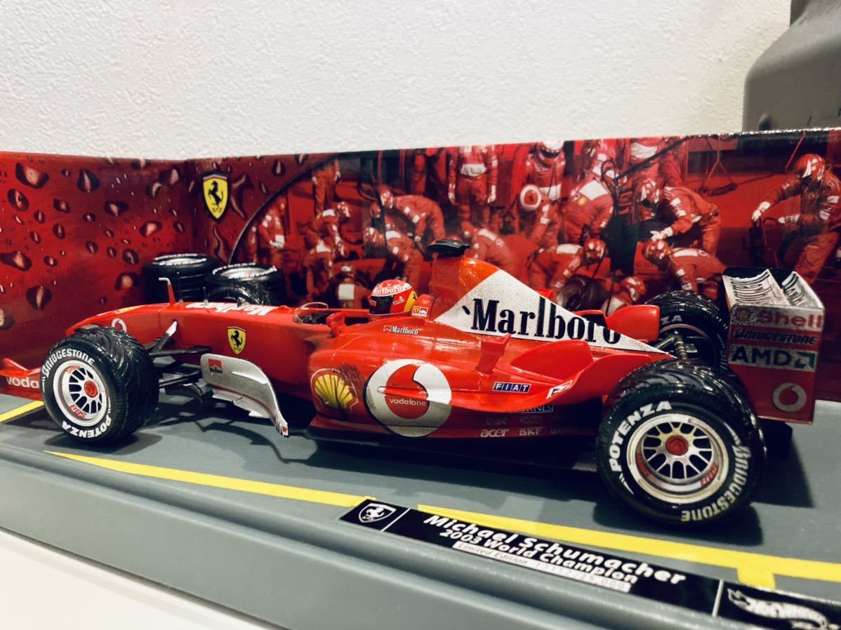 1⁄18 マテル フェラーリ F2003-GA M.シューマッハー World Champion