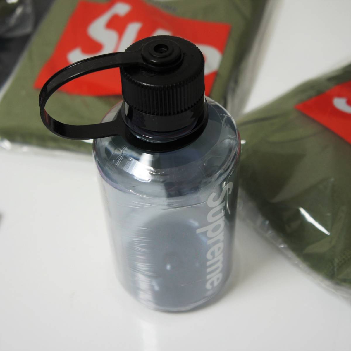 supreme nalgen slide bag シュプリーム バッグ 【公式通販】
