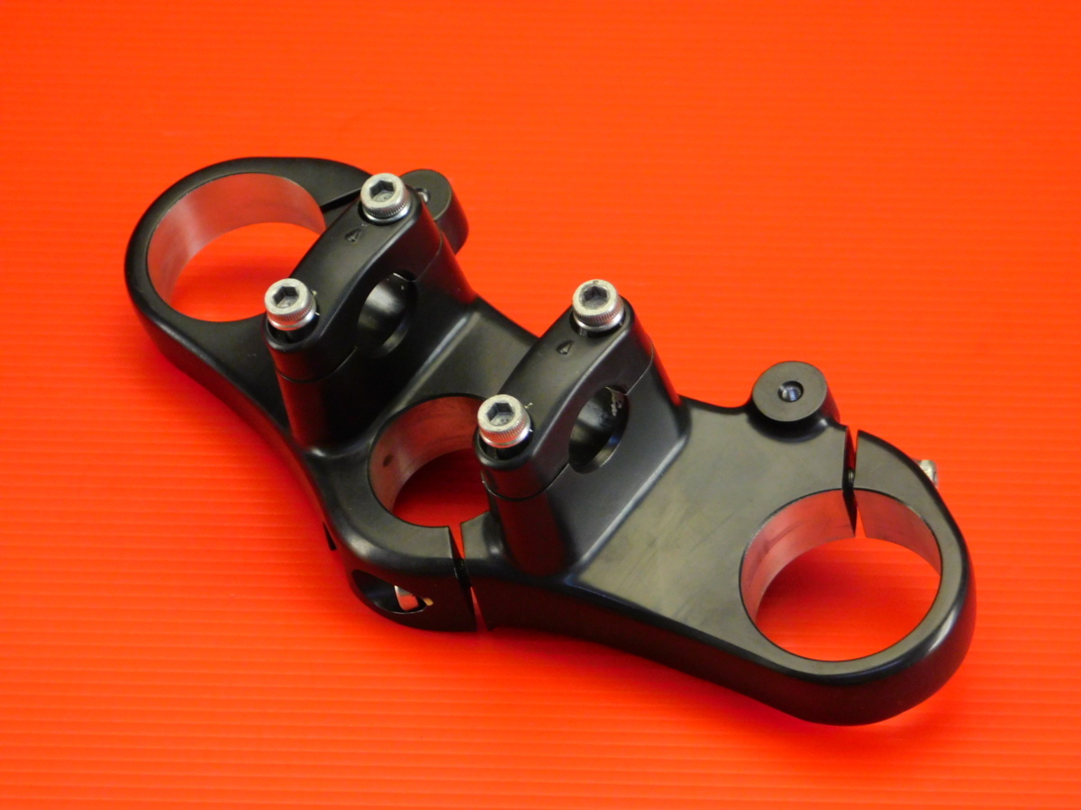  評価A 80 DUCATI ドカティ モンスター 系 純正 トップブリッジ 三つ又 &Phi;50 ハンドルポスト クランプ ASSY 34130301B(ドゥカティ用)｜売買されたオークション情報、yahooの商品情報をアーカイブ公開 ドゥカティ用