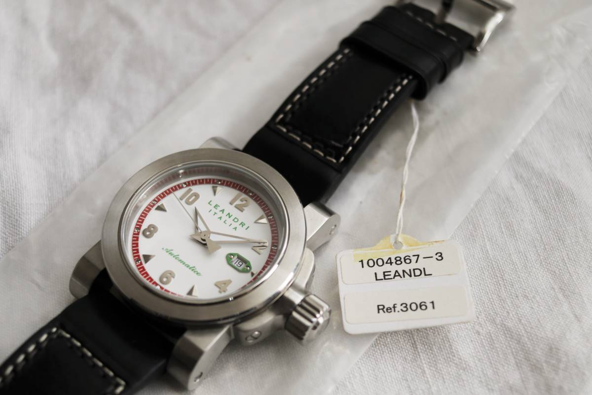 Leandriトノー型腕時計クォーツ 未使用品 Www Chez L Habitant Com