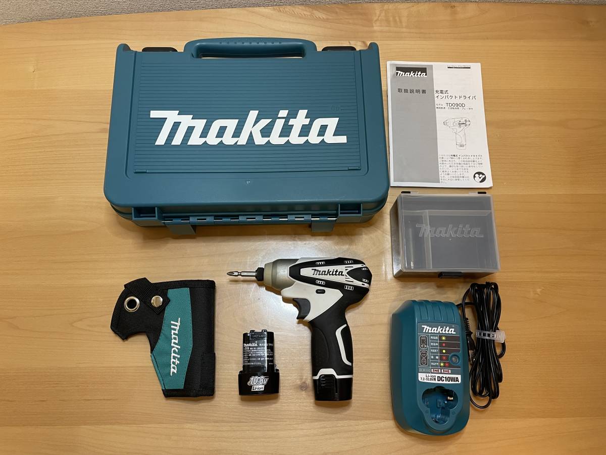 【中古美品】マキタ TD090D 白 インパクトドライバ 10.8V 電池2個・充電器・説明書・ハードケースセット_1