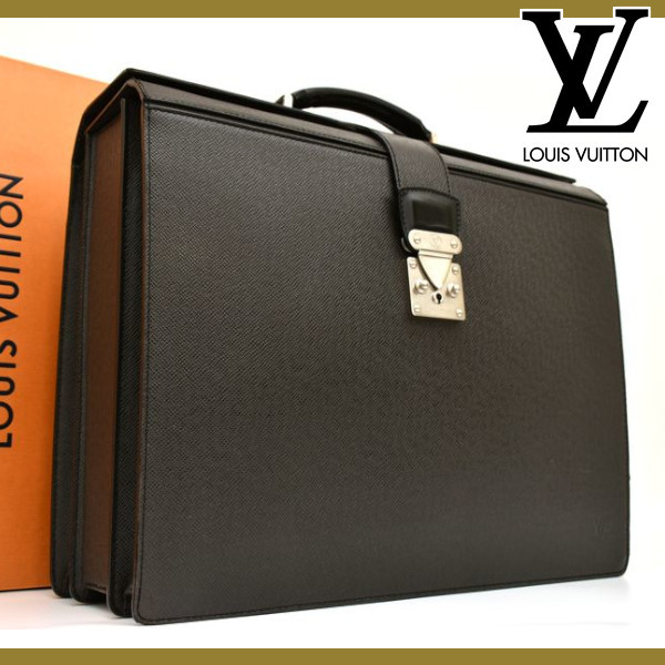 □極美品□ ルイヴィトン Louis Vuitton タイガ ウラル メンズ