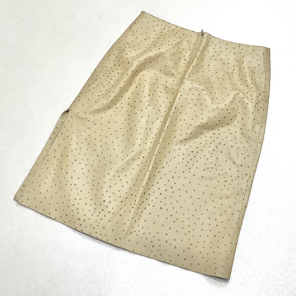 美品】BODY DRESSING Deluxe スカート（極美品 本革 オーストリッチ柄 