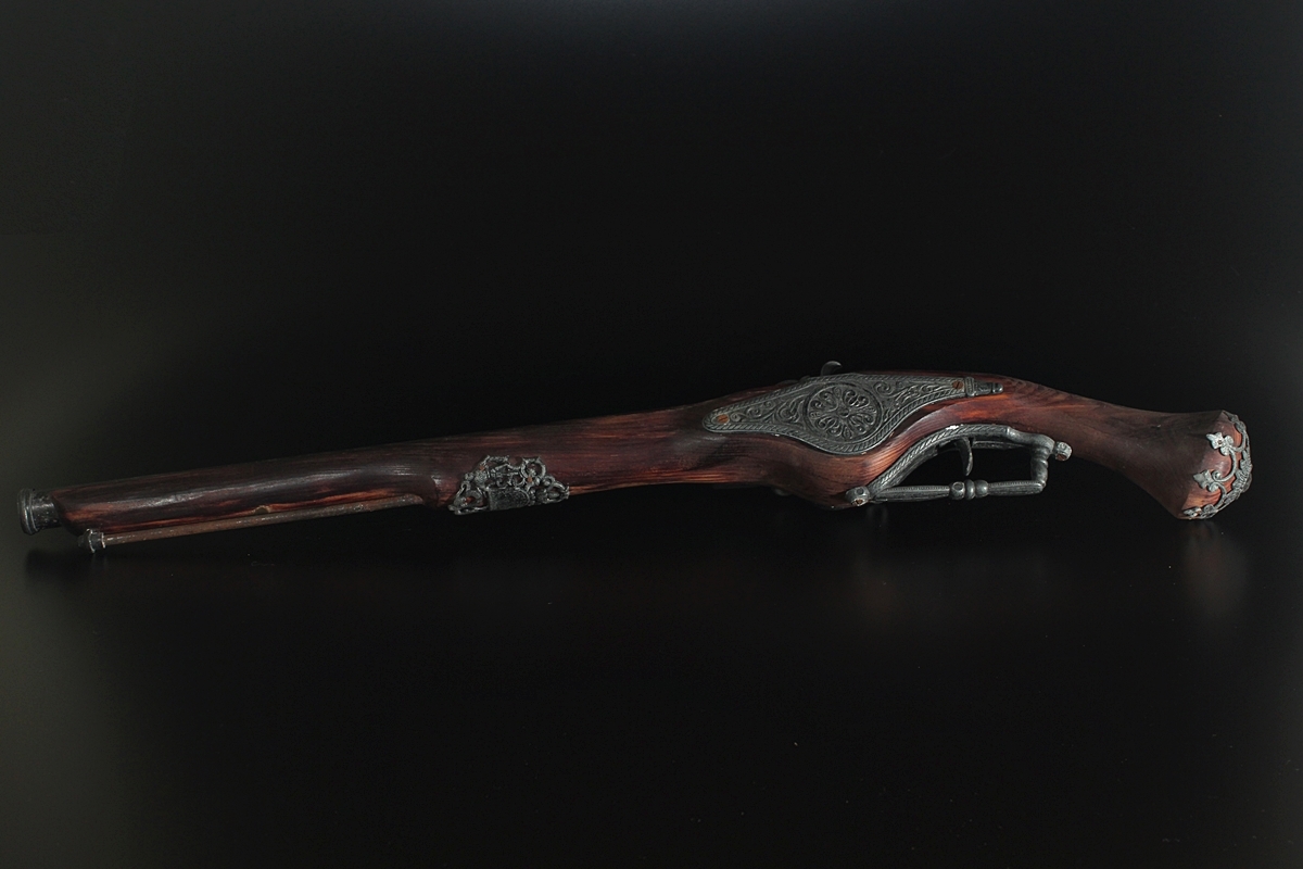 朱]木製鉄銅飾引金鉄打可動古式銃レプリカ フリントロックピストル