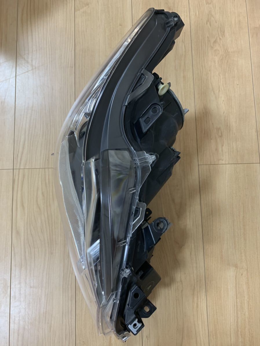 クラウンアスリート 右ヘッドライト KOITO 30-401 【公式通販】