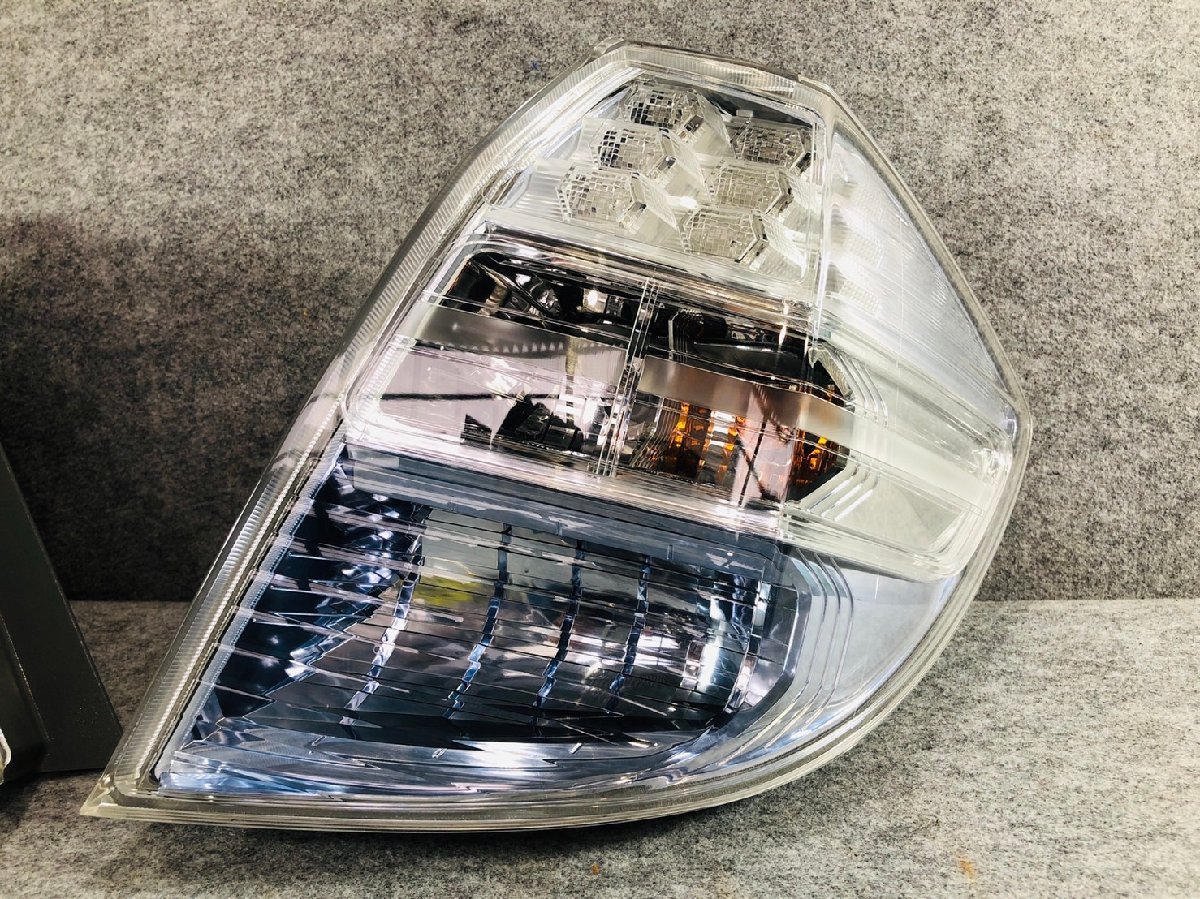 ホンダ フィット ハイブリッド GP1 純正 クリア テール ライト テール ランプ 左右 セット STANLEY P9883 GP4 GE6 GE8 GP1 フィット ホンダ 塗装☆ 4-1213-9 テールライト