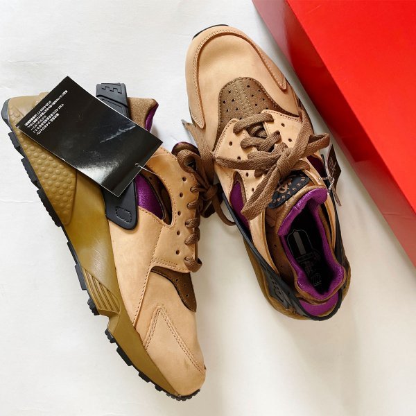 ★【国内正規品 新品 定価14，300円 黒タグ付】NIKE AIR HUARACH LE DH8143-201 ナイキ エア ハラチ LE スニーカー シューズ US8 26cm