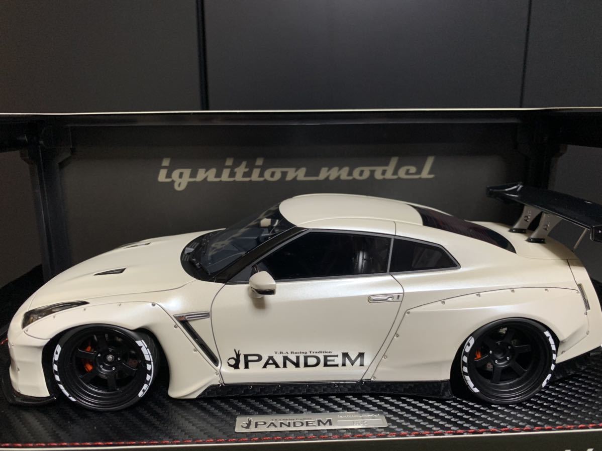 新品未使用] 1&frasl;18 IG1003 PANDEM R35 GT-R Peal White 限定180台
