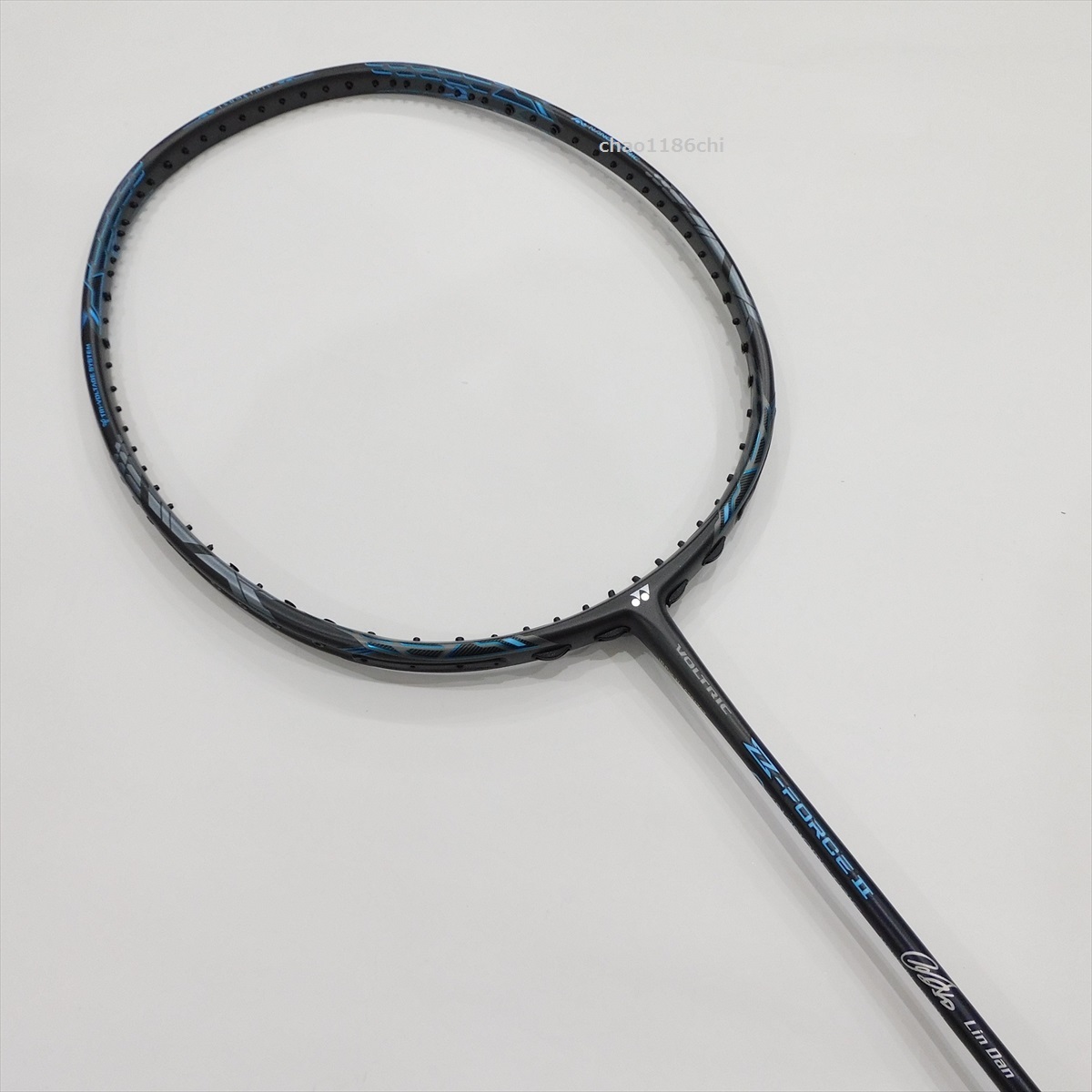 新品/ヨネックス/海外限定/4U5/VTZF2/ボルトリックZフォース2 